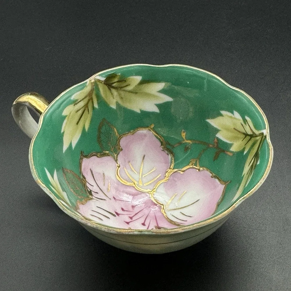 Royal Carlton beautiful vintage